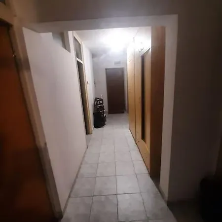 アパート Canera In Apartament Central, Timpuri Noi ブカレスト